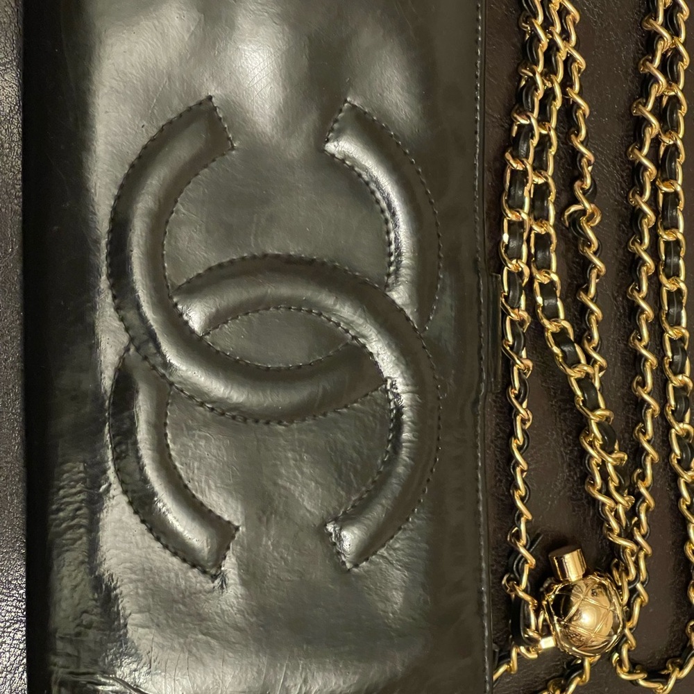 Vintage Chanel CC Logo Bifold  patent wallet (WOC)  24K GHW - Picture 3 of 17